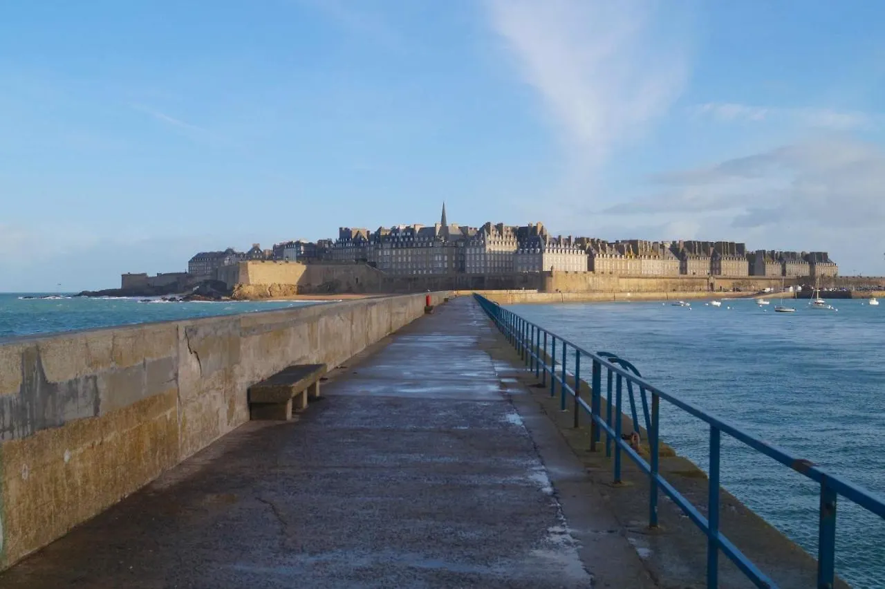 Appartement APPT VUE MER, 20m du Sillon, 300m d'Intra Muros à Saint-Malo